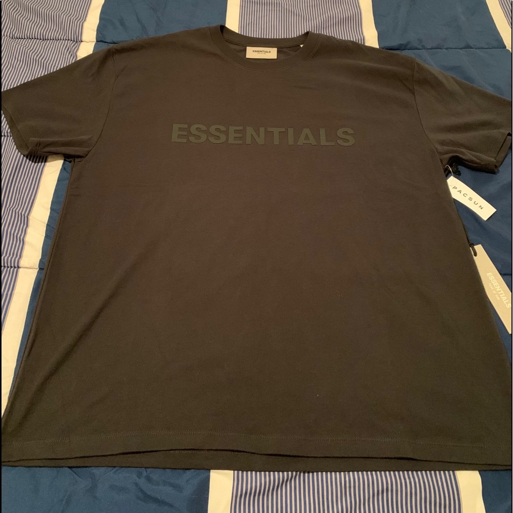 Fear of God Essentials Black T-shirt